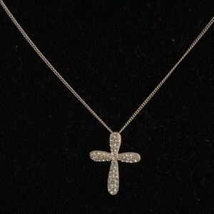 Elegant Silver Cross Pendant Necklace